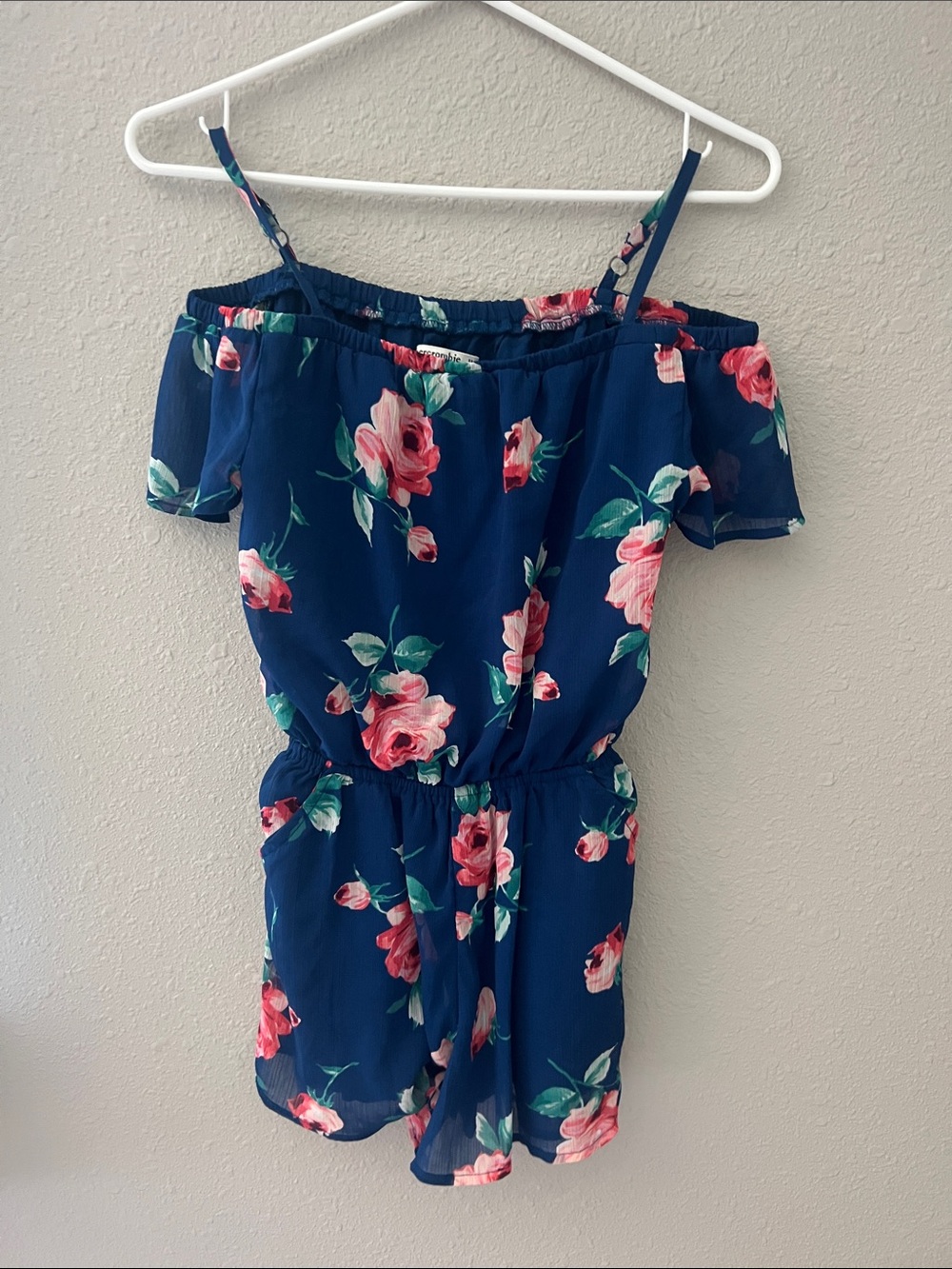 Abercrombie & Fitch kids blue romper with pockets girls size 11-12